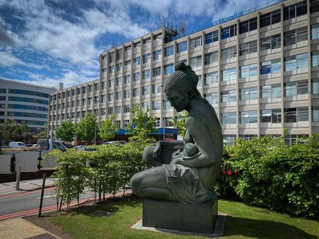 Los Hospitales Women and Children de Birmingham implementan EcoStruxure? IT Expert en su infraestructura IT