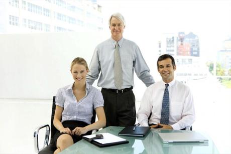 Decidir el futuro de la empresa familiar en… ¿un Protocolo familiar? ¿unos Pactos de familia? ¿un Pacto Sucesorio? ¿un testamento? Decidir el futuro de la empresa familiar en… ¿un Protocolo familiar? ¿unos Pactos de familia? ¿un Pacto Sucesorio? ¿un testamento?