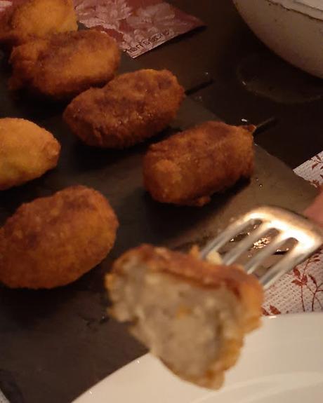 CROQUETAS DE BOLETUS Y ROQUEFORT