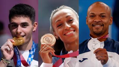 La exaltación de la dictadura. ¿De qué se ríe el Emérito? Y... deportista españoles anti Vox en las Olimpiadas de Tokio.