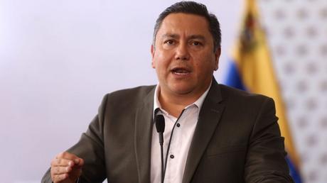 Javier Bertucci: “Las elecciones regionales son una oportunidad de ganarles las gobernaciones al Gobierno”