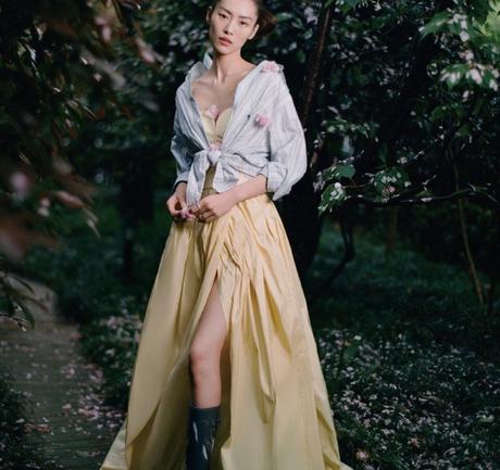 liu wen para la edición de junio de 2021 de ELLE China. 3