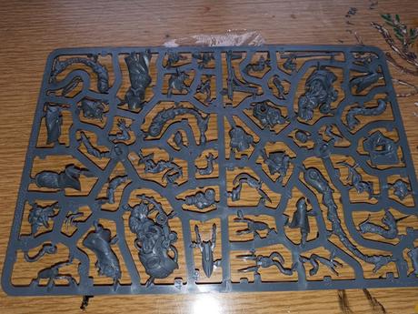 Foto reseña de la caja de refuerzos de los Delaque