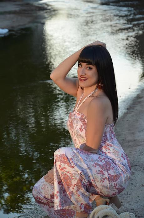 Mono floral print