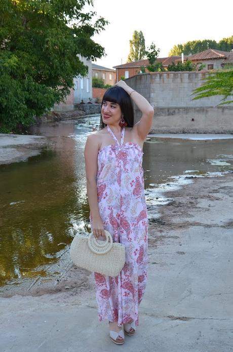 Mono floral print
