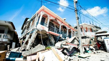 Sube a 304 cantidad de fallecidos en Haití por terremoto magnitud 7.2