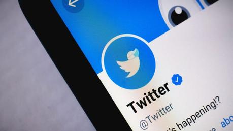 Twitter anuncia nuevamente la suspensión de su proceso de verificaciones