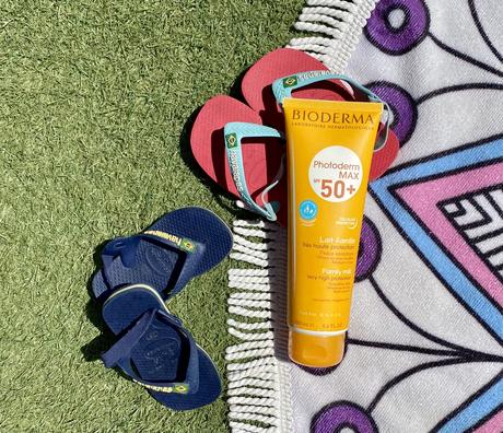 Bioderma Photoderm Max SPF50+ Leche Familiar para proteger del sol a toda la familia