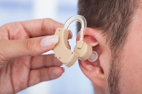 Guía de recomendaciones para comprar audífonos para la sordera