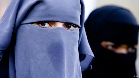 El Burka, su origen y qué opinan los musulmanes acerca del uso de ésta prenda islámica