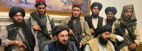 Entre “talibanes” y los “mercachifles que nos tienen secuestrados”, ahí está la respuesta