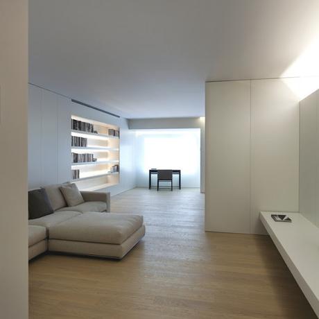Casa Remodelada en Estilo Minimalista en Valencia