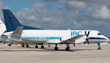 EEUU autoriza diez vuelos semanales a Cuba con ayuda de emergencia