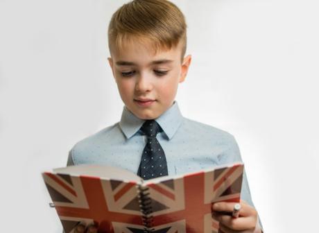 Razones por las que deberías apuntar a tus hijos a clases de inglés cuanto antes Razones por las que deberías apuntar a tus hijos a clases de inglés cuanto antes
