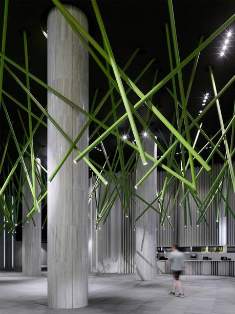 El universo exponencial de One Plus Partnership PAGE-002B-12