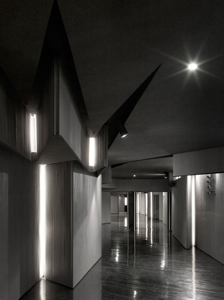 El universo exponencial de One Plus Partnership 6A-4