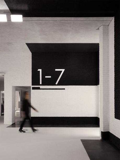 El universo exponencial de One Plus Partnership 09-6