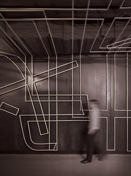 El universo exponencial de One Plus Partnership 5B-2