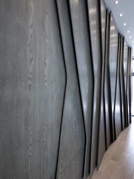 El universo exponencial de One Plus Partnership PAGE-006A-3