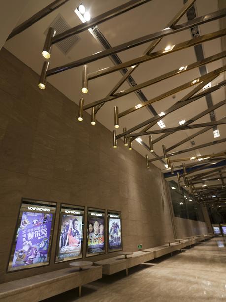 El universo exponencial de One Plus Partnership 06A