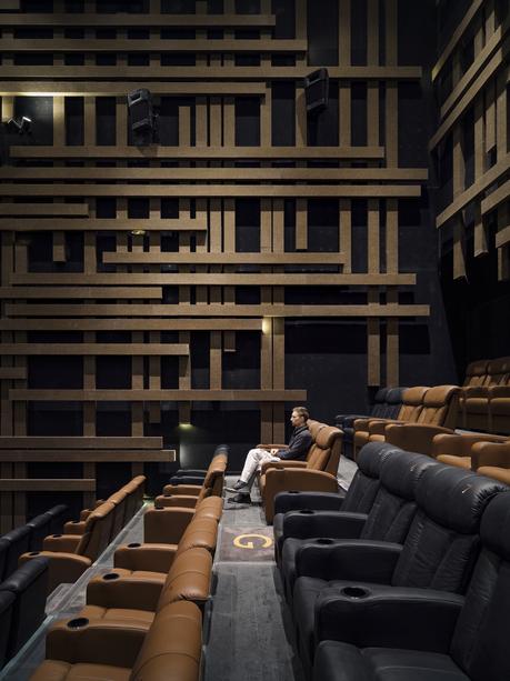 El universo exponencial de One Plus Partnership 8A