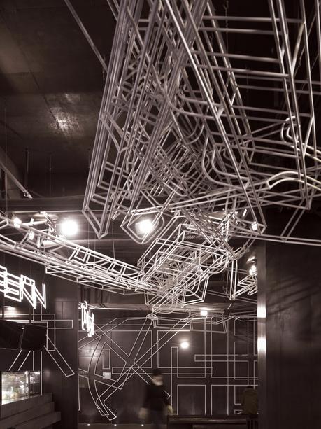 El universo exponencial de One Plus Partnership 2B-1