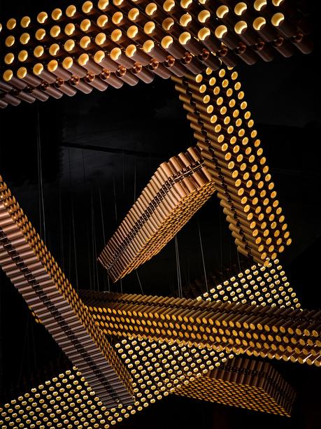 El universo exponencial de One Plus Partnership 2B-02