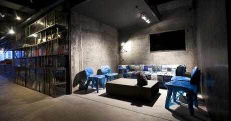 El universo exponencial de One Plus Partnership PAGE-002-3