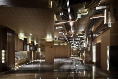 El universo exponencial de One Plus Partnership PAGE-007-11 (1)