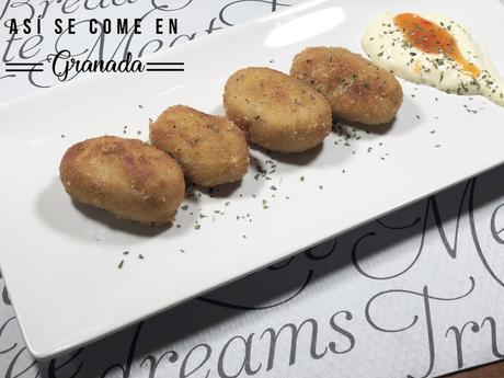 Croquetas de dátiles y bacon sin gluten ni lactosa y en thermomix
