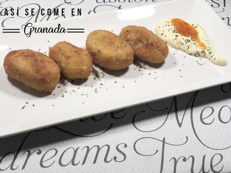 Croquetas de dátiles y bacon sin gluten ni lactosa y en thermomix