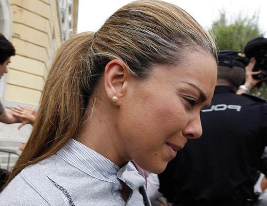 MARIA JOSÉ CAMPANARIO EXPULSADA DE LA UNIVERSIDAD, NO SERÁ ODONTOLOGA