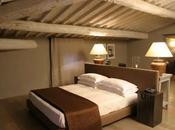 Dormitorios rusticos techos pendiente