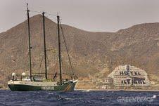 Greenpeace denuncia el lamentable servicio de habitaciones del hotel El Algarrobico.