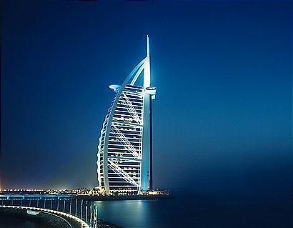 Burj Al Arab, el único hotel de 7 estrellas en el mundo..(video)