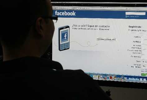 Los publicidad “subliminal” en la web se basa en los gustos, aficiones y conversaciones de los internautas. álvaro interiano