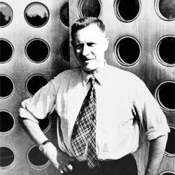 Jean_Prouve_delante_casa_Bonn_1955 Jean Prouvé, delante de su casa de Bonn, en 1955- VE BILDKUNST