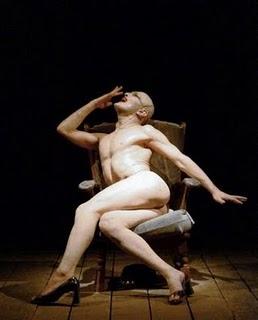 Ivo Dimchev, destacado representante del arte performático europeo, imparte taller en México