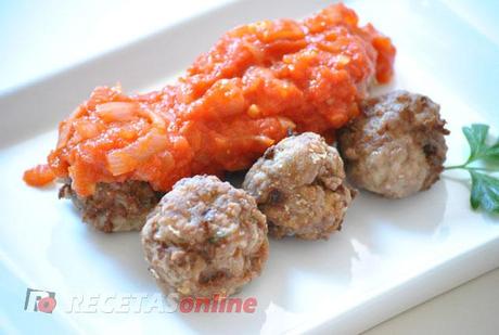 Salsa-de-tomate-y-cebolla---Recetas-de-cocina-RECETASonline