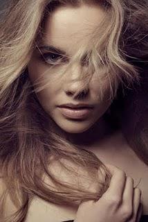 COMO TRATAR LOS CABELLOS FRÁGILES Y DESVITALIZADOS