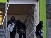 Looting iPads (Retraplayer Pharos)