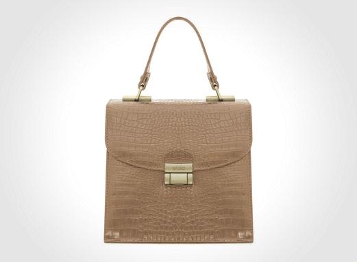 Vía Uno - Verano 2012 - Carteras y zapatos