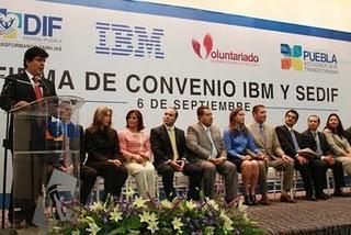 Apoya IBM la educación en Puebla