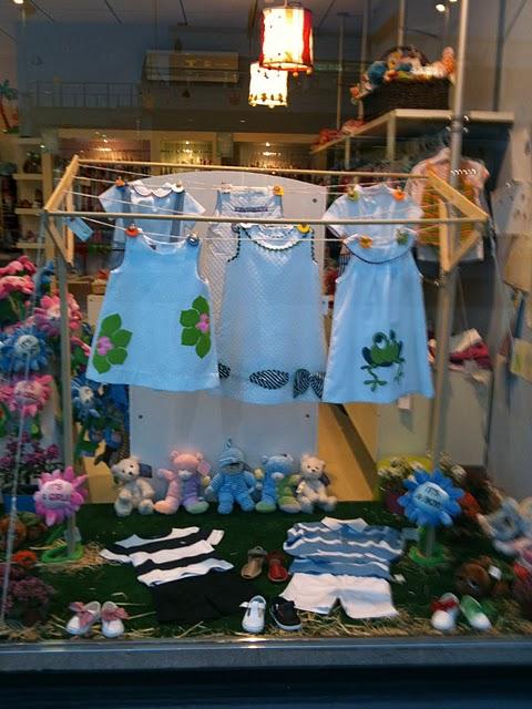 Tú Preguntas!! ayuda para dar un cambio al escaparate de una tienda de niños