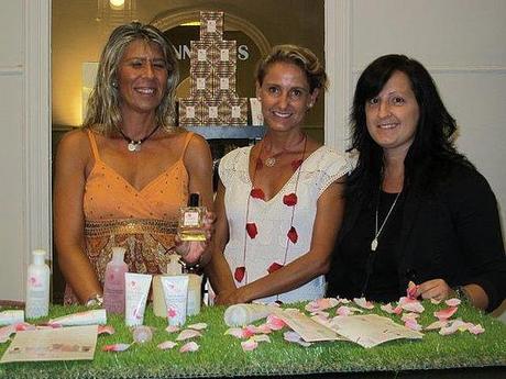 Con las Tuiteras @eltesogourmet y @pulserasonline