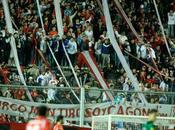 Hinchas mercenarios
