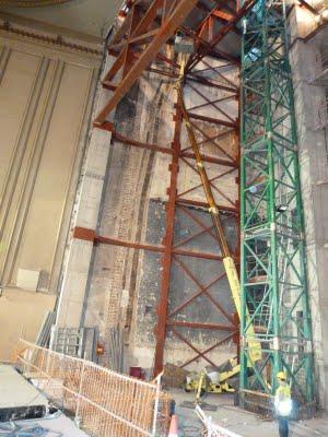 Palacio de la Música - Refuerzos en la estructura de la caja escénica