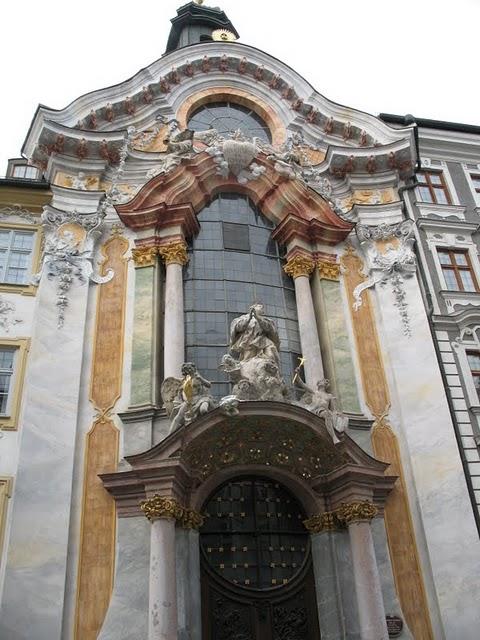 MUNICH: DE SUEÑOS, ENCANTOS, PALACIOS Y CERVEZAS