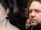 Russell Crowe Helena Bomham Carter Miserables