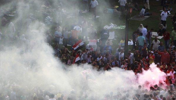 Autoridades egipcias reportan dos muertos y casi 1.000 heridos a raíz de disturbios en El Cairo